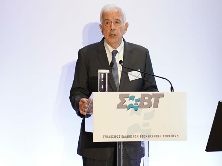 Παρά τις προκλήσεις, η Βιομηχανία Τροφίμων και Ποτών αποδεικνύει ότι μπορεί να λειτουργεί ως μοχλός αλλαγής. Με πίστη στην αξία της συνεργασίας, με επενδύσεις σε καινοτομία και με διαρκή διάλογο με την Πολιτεία και τους καταναλωτές, ο κλάδος συμβάλλει ενεργά στον τομέα της ανακύκλωσης και στη διαμόρφωση ενός βιώσιμου μέλλοντος.