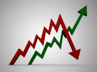 Η τάση αυτή επιβεβαιώνεται και από το γεγονός ότι το πρώτο εξάμηνο του 2015 οι εξαγωγές υπηρεσιών παρουσίασαν άνοδο 2,1% και κάλυψαν μέρος της πτώσεως των εξαγωγών αγαθών.