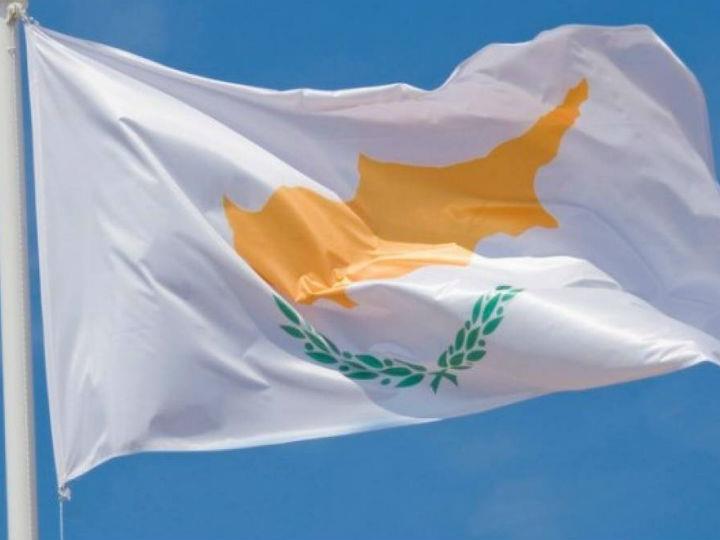 «Οι εσχατολόγοι που προέβλεπαν νέαν Μικρασιατικήν καταστροφήν, τελευταίαν ευκαιρίαν, απομόνωσιν κλπ κλπ, είναι υποχρεωμένοι να παραδεχθούν μίαν προοδευτικά ωριμάζουσα κοινωνία, ισότιμη με τα μεγάλα και ισχυρά κράτη της Ευρωπαϊκής Ενώσεως.»