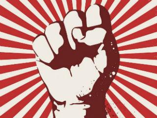 Η ελληνική οικονομία σήμερα μπορεί να παρομοιασθεί με έναν κολυμβητή που προσπαθεί να κολυμβήσει στην θάλασσα έχοντας δεμένο στο πόδι του ένα τεράστιο βαρίδι. Το βαρίδι αυτό είναι ο σοσιαλκρατισμός που πιέζει προς τον βυθό μέσω υπέρμετρης φορολογίας, αφόρητης γραφειοκρατίας, πρόκλησης αβεβαιοτήτων, αποθάρρυνσης επενδύσεων, βραδύτητας στην απονομή δικαιοσύνης κλπ. Ο κολυμβητής δεν θα μπορέσει να κρατηθεί στην επιφάνεια εάν δεν απαλλαγεί εγκαίρως από το βαρίδι αυτό.