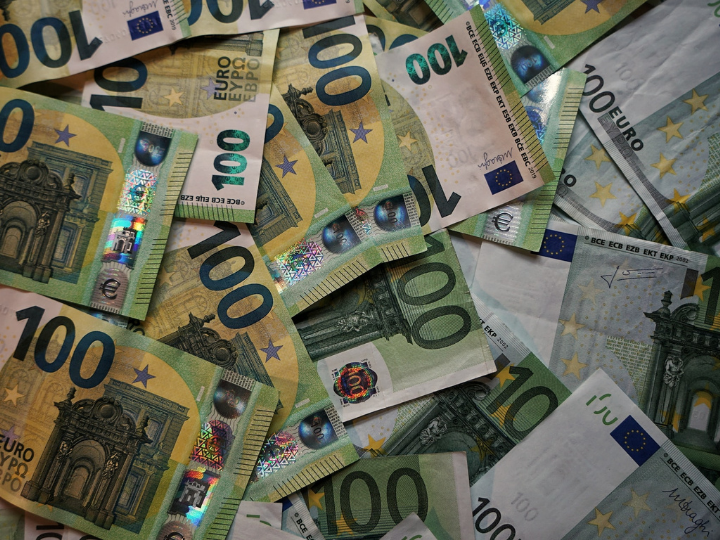 Ο υπουργός Οικονομικών μίλησε στην εκδήλωση «Ring the Bell for Financial Literacy«, που πραγματοποίησε το ΧΑ στο πλαίσιο της Παγκόσμιας Εβδομάδας Επενδυτή.