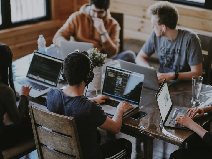 «Χρονιά ρεκόρ για τις ελληνικές startups θα είναι το 2021, 2 στους 3 Έλληνες founders αναμένει νέα χρηματοδότηση εντός του έτους».
