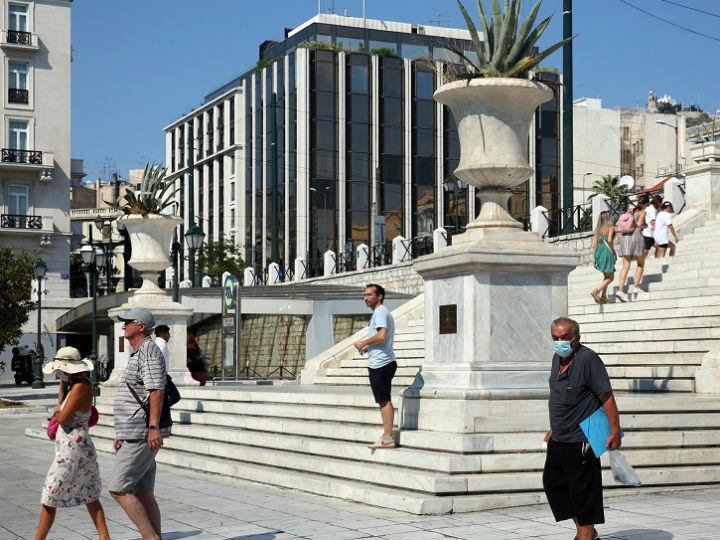 «Η παγκόσμια κοινότητα βρίσκεται σε ένα κρίσιμο σταυροδρόμι και πρέπει ως ενιαίο σύνολο αλληλοεξαρτώμενων κρατών και όχι ως επιμέρους κοινωνίες με διαφορετικό προσανατολισμό, να επιλέξει την κατεύθυνση, που θα ακολουθήσει.»