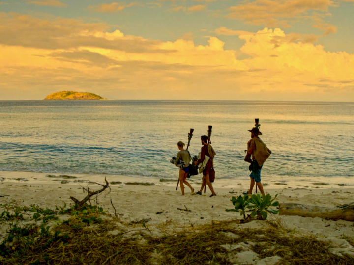 «Η δική σου καταξίωση στο θέαμα, δηλαδή στο τίποτα και την ασημαντότητα, θα σε κάνει να αποθεώνεσαι από τους υπόλοιπους. Έτσι θα παίρνεις το like της κοινωνίας σήμερα...»