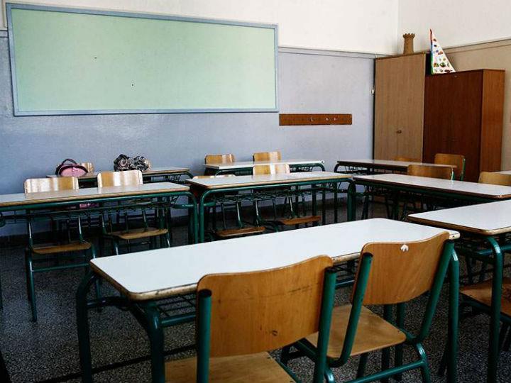 «Για τη μέση εκπαίδευση αρκεί να αναφερθούν οι κάτω από τον μέσο όρο επιδόσεις των μαθητών μας, που αποδεικνύονται λειτουργικά αναλφάβητοι και με ανεπαρκείς γνώσεις μαθηματικών και φυσικής, όπως προκύπτει από τις τακτικές μετρήσεις του διεθνούς προγράμματος Pisa που καλύπτει 70 χώρες.»