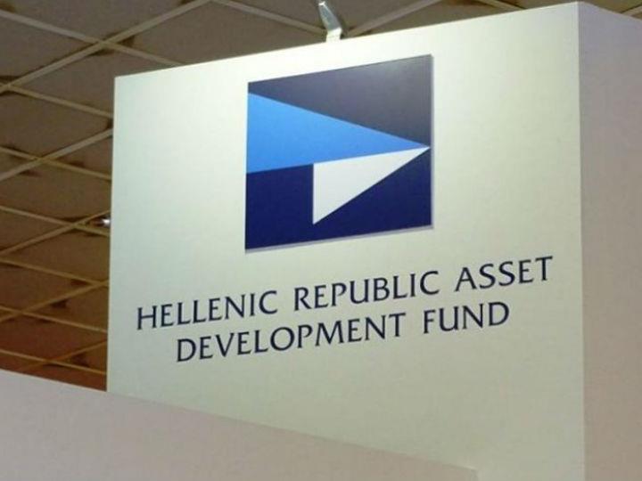 «...Από το πρώτο ήδη Μνημόνιο, δηλαδή από το 2010,  η τότε κυβέρνηση και οι επόμενες μνημονιακές, είχε υποσχεθεί στην τρόικα ότι θα πραγματοποιούσε ιδιωτικοποιήσεις ποσού ... 50 δισ. ευρώ!»