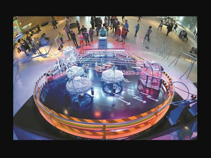 «Είναι αδύνατον να υποκατασταθεί η Κίνα με κάποια άλλη αγορά εισαγωγής γερμανικών αυτοκινήτων και άλλων βιομηχανικών αγαθών».