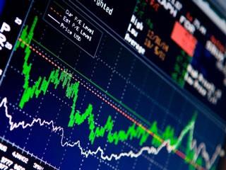 Η επικίνδυνη βουτιά των τραπεζικών μετοχών που συντάραξε το χρηματιστήριο προκλήθηκε από την ανεπιτυχή προσπάθεια τράπεζας να δανειστεί από τις αγορές.  Της προσέφεραν διψήφιο επιτόκιο. 