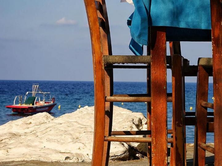 «Ο τουρισμός είναι αναμφίβολα ένας από τους σημαντικότερους κλάδους της ελληνικής οικονομίας. Έχει χαρακτηρισθεί διεθνώς ως η βαριά βιομηχανία της νέας χιλιετίας λόγω των υψηλών ρυθμών ανάπτυξης που παρουσιάζει.»