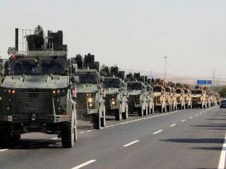 Το σενάριο της Τουρκίας στην Συρία έχει αλλάξει δραματικά από τότε που ξέσπασε ο εμφύλιος πόλεμος το 2011. Ο Ερντογάν είχε μεγάλη επιτυχία στην πατρίδα του εκείνη την άνοιξη, όταν οι άνθρωποι κατέβηκαν στους δρόμους της Δαμασκού για να διαμαρτυρηθούν για το καθεστώς του Σύρου προέδρου Μπασάρ αλ-Άσαντ.