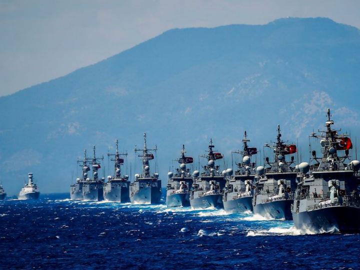 «Όταν η Ελλάδα επιχειρηματολογεί για τα δίκαιά της σε συνέδρια ή τα υπερασπίζεται σε διεθνή δικαστήρια, χρειάζεται να έχει πειθώ. Όταν όμως αυτά πρέπει να κατοχυρωθούν στο Αιγαίο, χρειάζεται να υπάρχει και η προς τούτο απαραίτητη ισχύς, και μάλιστα σε τρεις διαστάσεις: αμυντική, οικονομική και κοινωνική.»