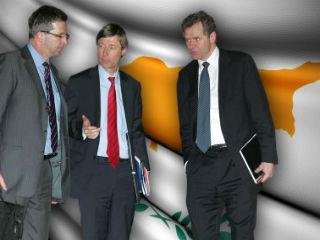 Η ανάπτυξη θα ενισχυθεί περαιτέρω από νέες, σημαντικές μειώσεις στην φορολογία ακινήτων (φόρου ακίνητης ιδιοκτησίας, τελών μεταβίβασης, δημοτικών τελών κλπ.) που εξήγγειλε προσφάτως ο υπουργός Οικονομικών Χάρης Γεωργιάδης.