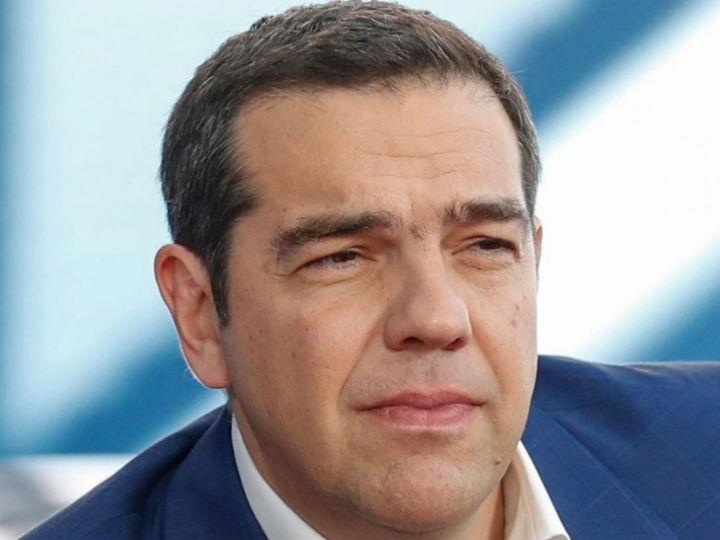 Ο Αλέξης Τσίπρας επέκρινε το ΔΝΤ για σκόπιμα απαισιόδοξες προβλέψεις και εμμονές που λειτουργούσαν υπονομευτικά για την πορεία ανασύνταξης της οικονομίας.