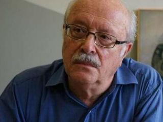 «Με αυτά που γίνονται εις βάρος της Παιδείας, οι γονείς θα έπρεπε να πάνε να κάψουν το υπουργείο», είπε ο κ. Θάνος Βερέμης. 