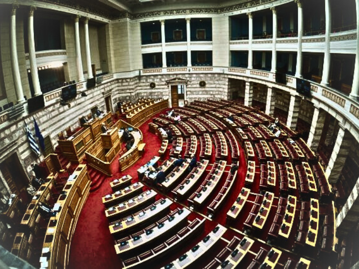 Ο Κυρ. Μητσοτάκης βρίσκεται μπροστά σε μία ιστορική πρόκληση. Να σχεδιάσει την Ελλάδα της επόμενης πεντηκονταετίας. Τέσσερις οφείλουν να είναι οι πυλώνες πάνω στους οποίους θα στηριχθεί η Ελλάδα του μέλλοντος.