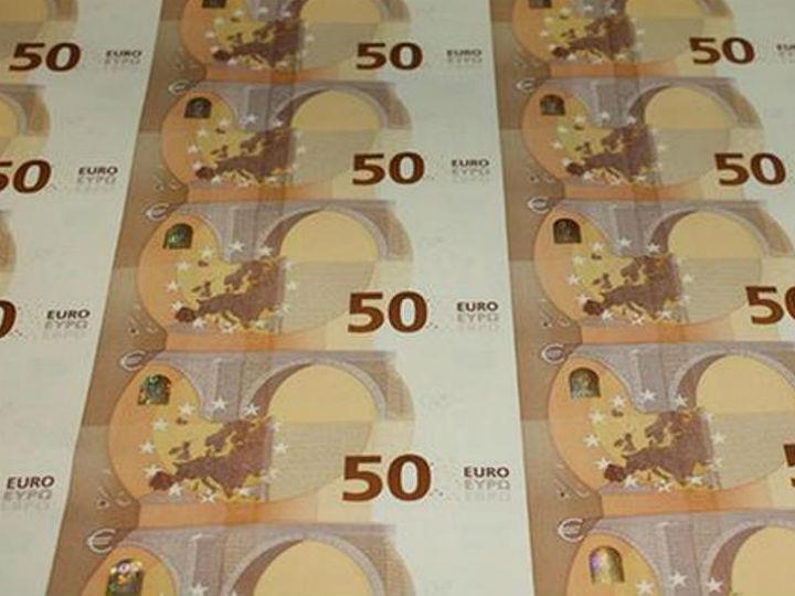 Η Μεγάλη Ύφεση της δεκαετίας του 1930 έχει μείνει στη μνήμη ως  η χειρότερη οικονομική καταστροφή στην σύγχρονη ιστορία -η οποία προήλθε σε μεγάλο βαθμό από αδέξιες πολιτικές απαντήσεις - αλλά ήταν πολύ λιγότερο συγχρονισμένη από την συντριβή το 2008.