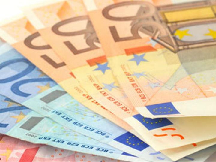«Βρισκόμαστε σε μια πρωτόγνωρη κατάσταση, όπου χορηγούνται σε επιχειρήσεις εξαιρετικού ύψους κρατικές ενισχύσεις στο πλαίσιο της έξαρσης του κορονοϊού. Ειδικά σε αυτό το πλαίσιο, δεν είναι αποδεκτό οι επιχειρήσεις που επωφελούνται από δημόσια στήριξη να ακολουθούν πρακτικές φοροαποφυγής με τη συμμετοχή φορολογικών παραδείσων...»