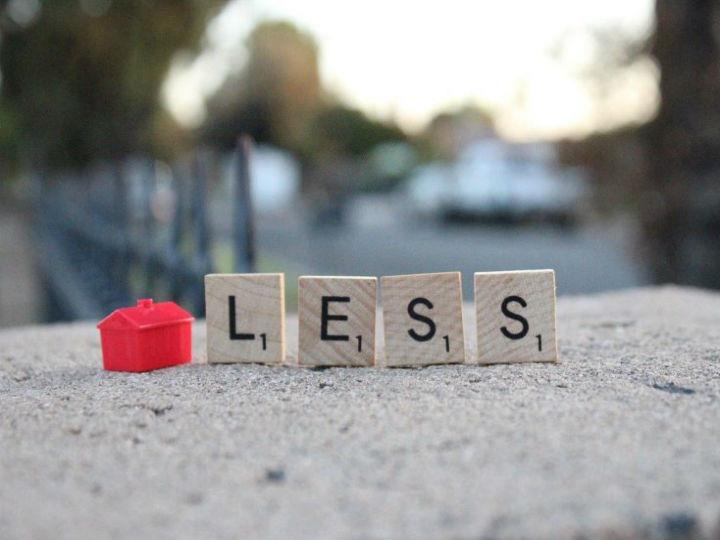 Σύμφωνα με την Ένωση Κυπρίων Κοινωνιολόγων η Κοινωνιολογία είναι "σύνθετη επιστήμη με δυνατότητες κριτικής αντίληψης για τα καθημερινά κοινωνικά φαινόμενα, τις διαχρονικές κοινωνικές αλλαγές και εξελίξεις. 