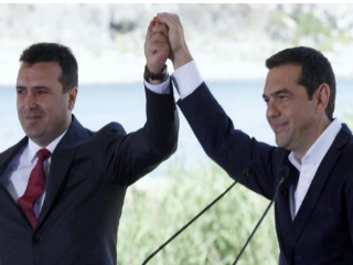 Ο ειδικός ανταποκριτής του ειδησεογραφικού πρακτορείου TT για τα βραβεία Νόμπελ, Wiktor Nummellin, δήλωσε στο ΑΠΕ ότι και οι δύο αξιωματούχοι «αναφέρθηκαν» ως πιθανοί υποψήφιοι για το βραβείο, παρόλο που ήταν δύσκολο να επιβεβαιωθεί ποιος προτάθηκε, λόγω μυστικότητας της διαδικασίας.