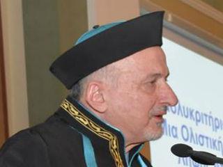 Ο Καθηγητής Κωνσταντίνος Ζοπουνίδης θεωρείται διεθνώς ένας από τους πλέον αναγνωρισμένους ερευνητές στο πεδίο της πολυκριτήριας ανάλυσης αποφάσεων.